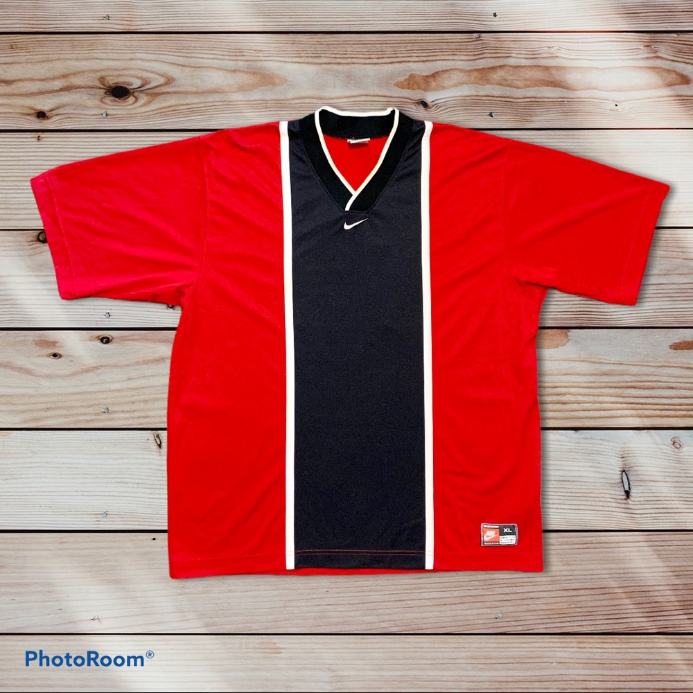 Vintage 90s NIKE Soccer Jersey. Size XL